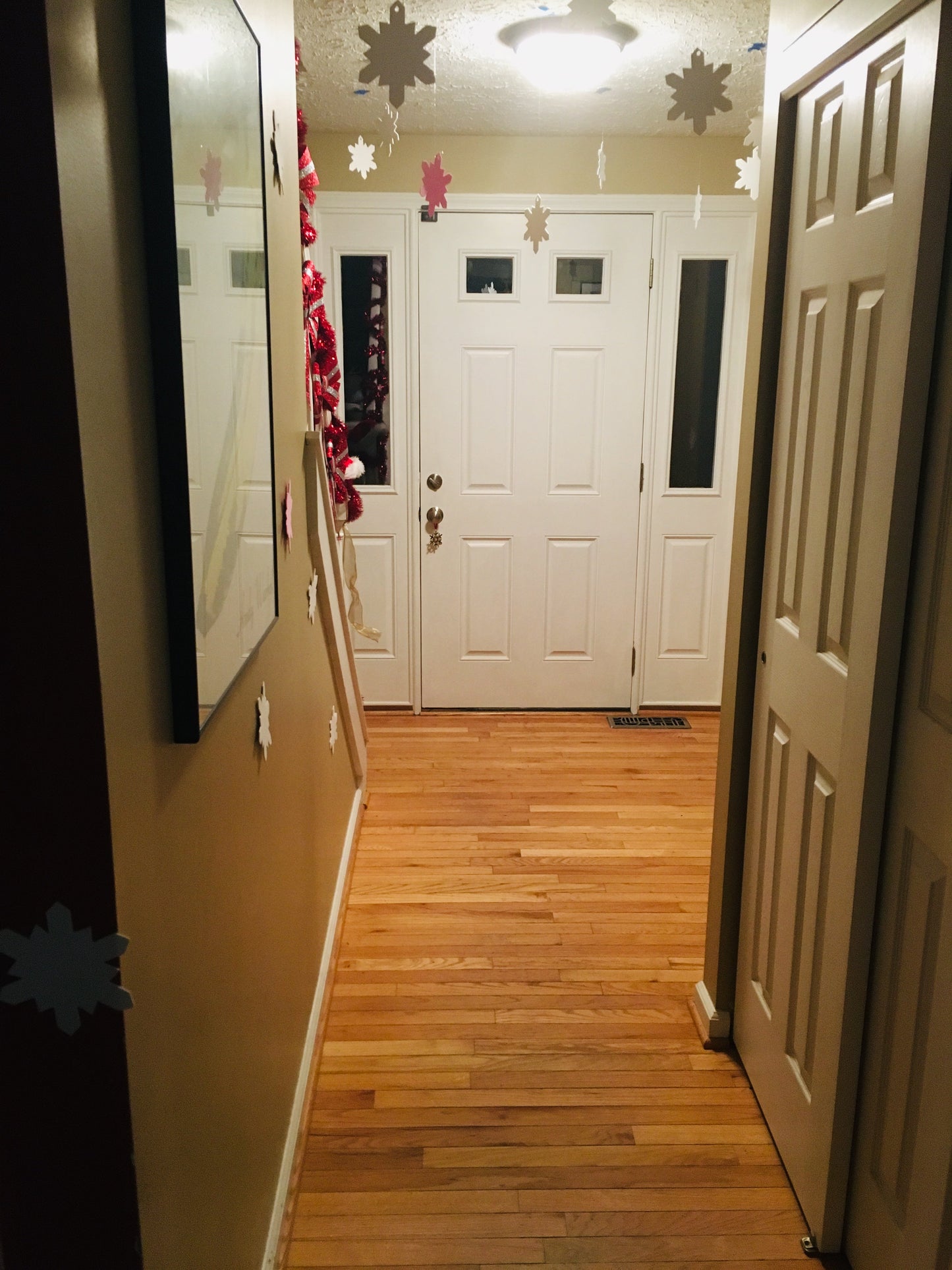 SHAPES ETC. Large Single Color Creative Foam Cut-Outs - Snowflake