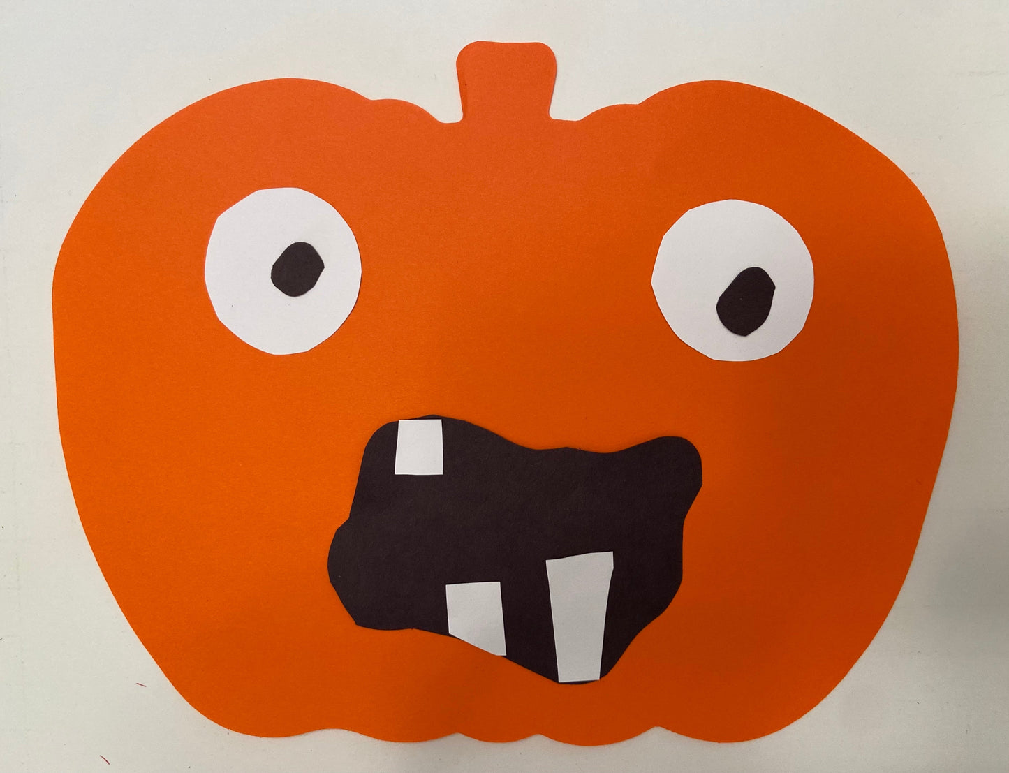SHAPES ETC. Pumpkin Single Color Super Cut-Outs- 8” x 10”