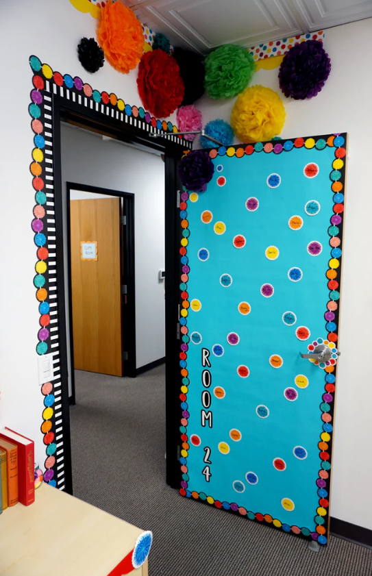 Creative Teaching Pom Poms EZ Border 48' (CTP10515)